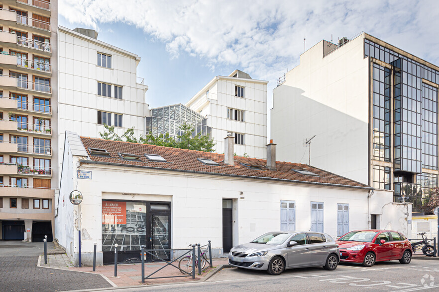 70 Rue Jean Bleuzen, Vanves à louer - Photo de l’immeuble – Image 2 sur 2