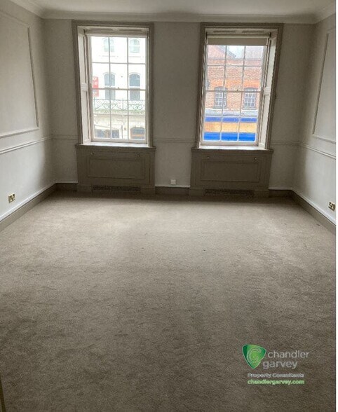 39-39a High St, High Wycombe à louer - Photo de l’immeuble – Image 3 sur 5