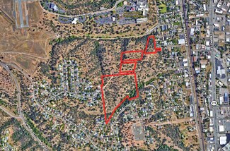 Plus de détails pour 2150 Laurel Ave, Redding, CA - Terrain à vendre