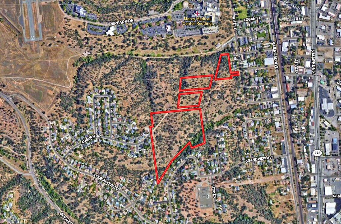 2150 Laurel Ave, Redding, CA à vendre Photo de l’immeuble– Image 1 sur 13