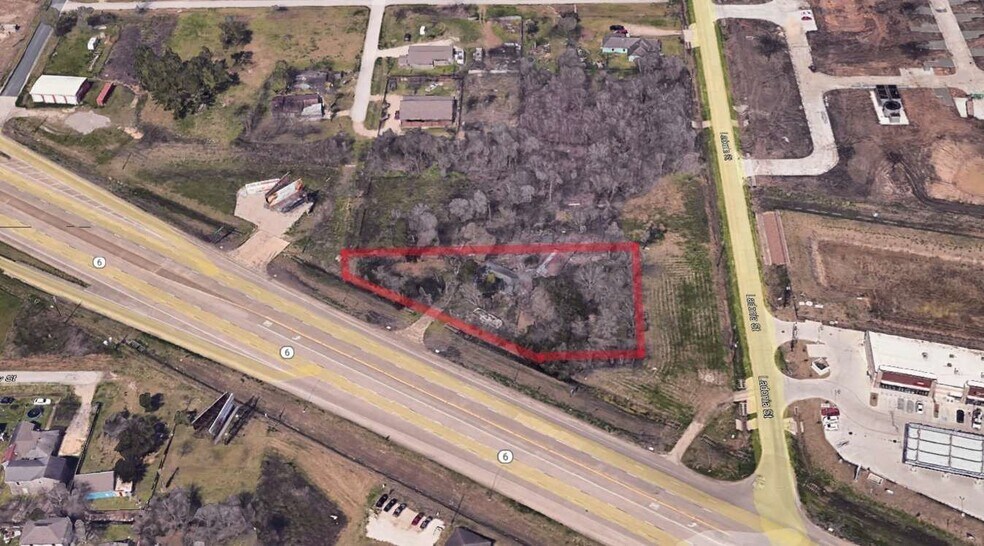 14015 Highway 6, Arcola, TX à vendre - Photo de l’immeuble – Image 2 sur 4
