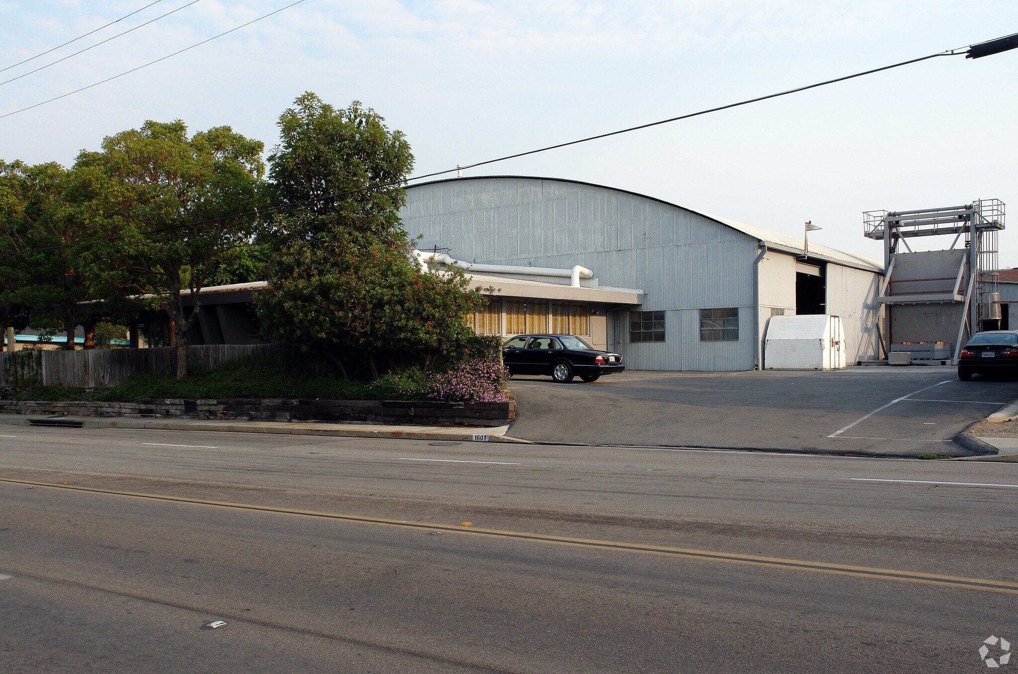1601 El Segundo Blvd, El Segundo, CA à vendre Photo principale– Image 1 sur 10