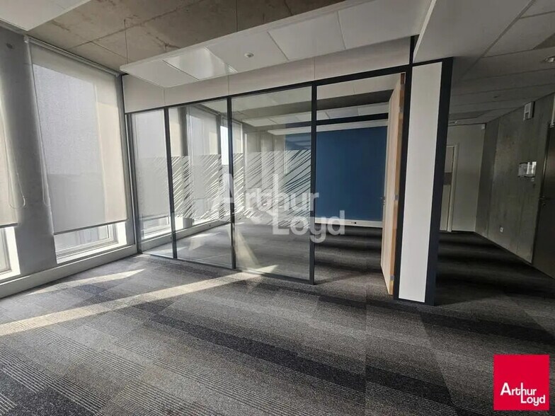 Bureau dans Angers à louer - Photo de l’immeuble – Image 3 sur 4