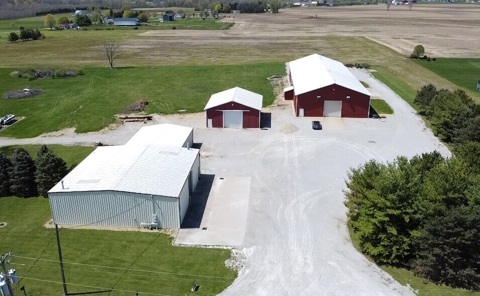 1221 Groop Rd, Springfield, OH à vendre - Photo de l’immeuble – Image 2 sur 8