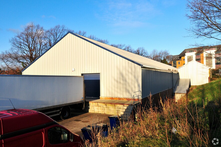 Burley Hill Trading Est, Leeds à louer - Photo de l’immeuble – Image 3 sur 5