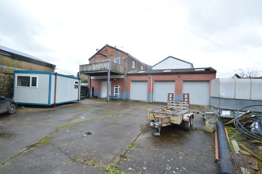 Mill Rd, Barnstaple à vendre - Photo de l’immeuble – Image 2 sur 13