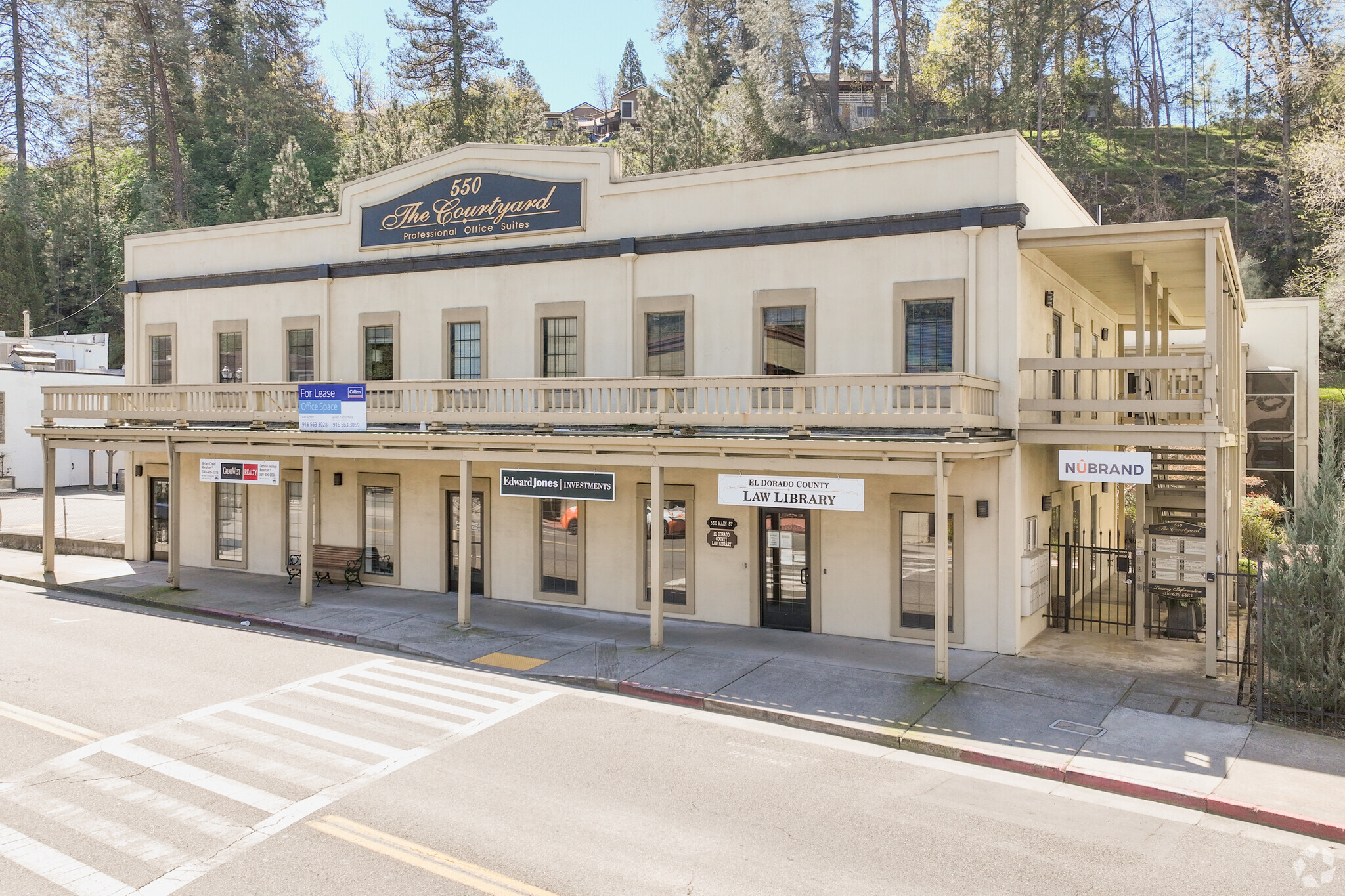 550 Main St, Placerville, CA à louer Photo de l’immeuble– Image 1 sur 18