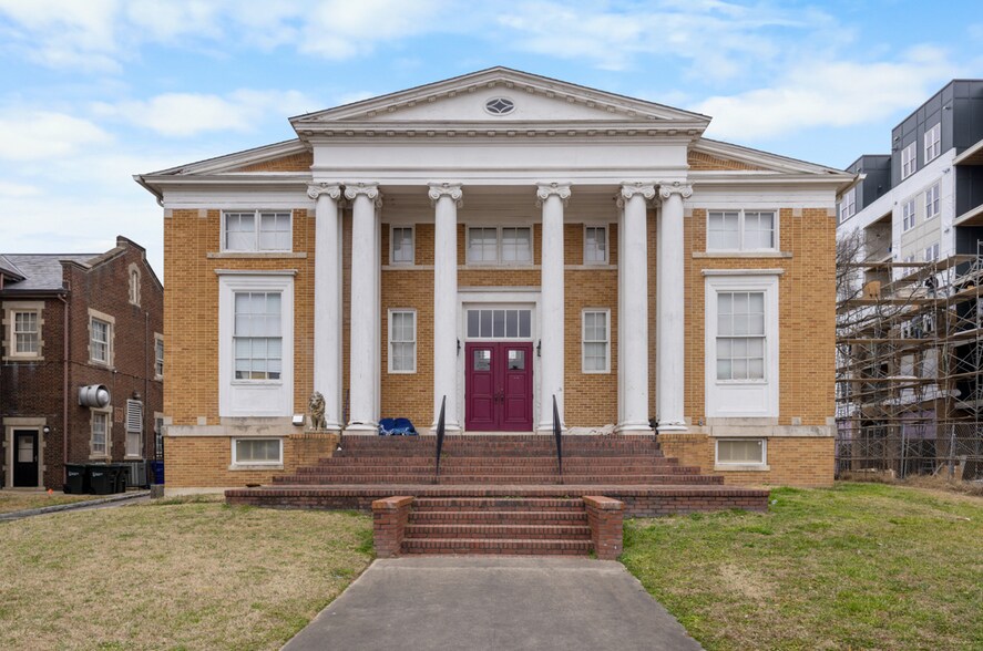 311 E Main St, Durham, NC à vendre - Photo de l’immeuble – Image 1 sur 11