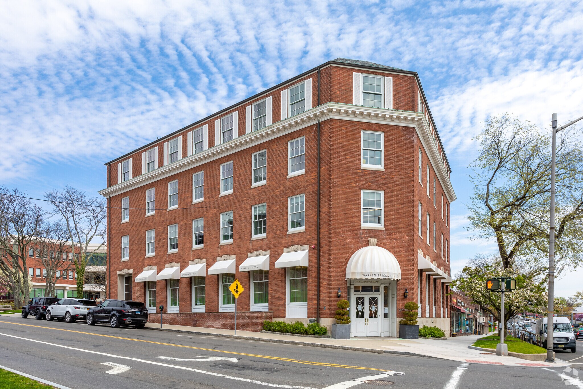 1 E Putnam Ave, Greenwich, CT à louer Photo principale– Image 1 sur 9