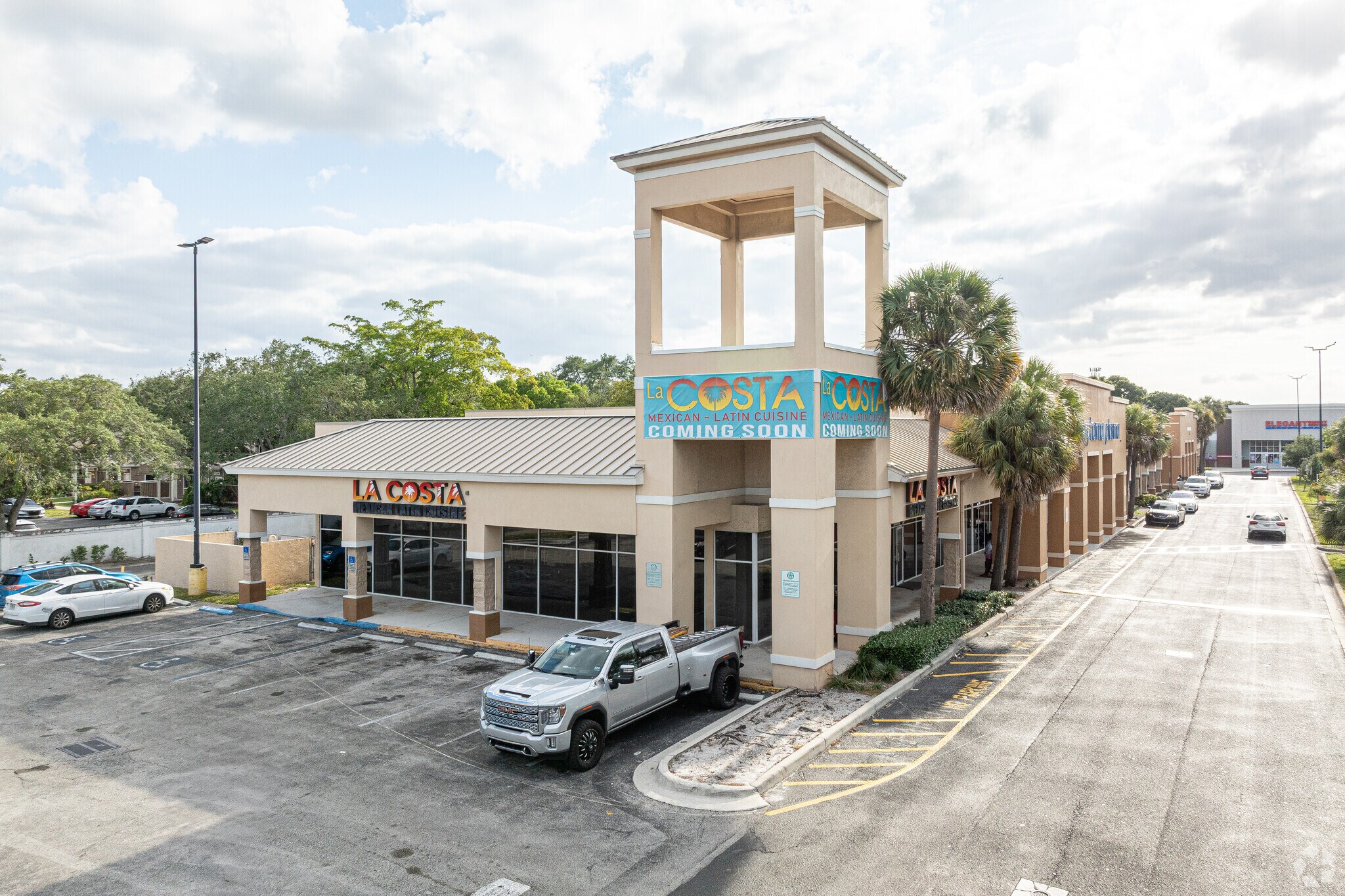 7140-7346 W McNab Rd, North Lauderdale, FL à louer Photo principale– Image 1 sur 18