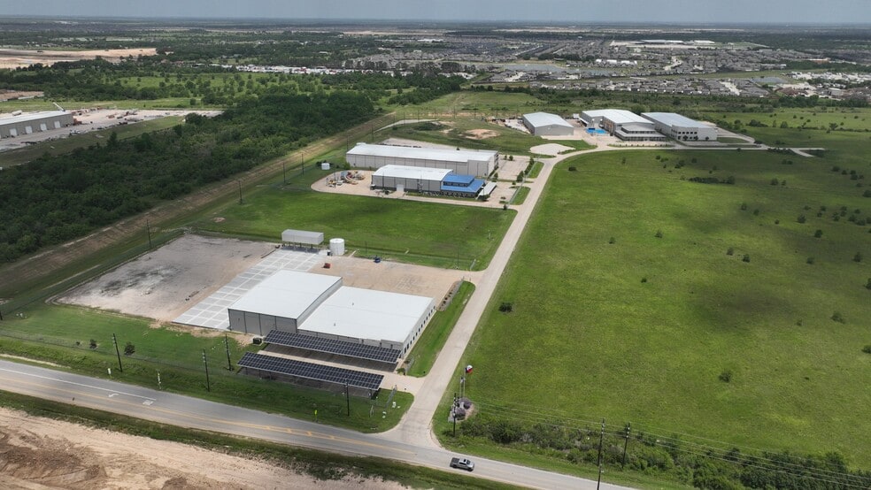 0 Clay Road, Katy, TX à louer - Photo de l’immeuble – Image 2 sur 8