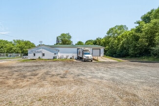 Plus de détails pour 15 E Walnut St, Chippewa Falls, WI - Industriel/Logistique à vendre