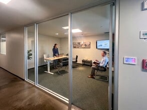 1738 Berkeley St, Santa Monica, CA à louer Photo intérieure– Image 2 sur 7