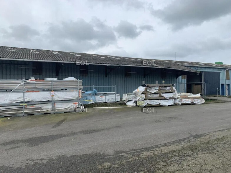 Industriel/Logistique dans Loudéac à louer - Photo de l’immeuble – Image 1 sur 4