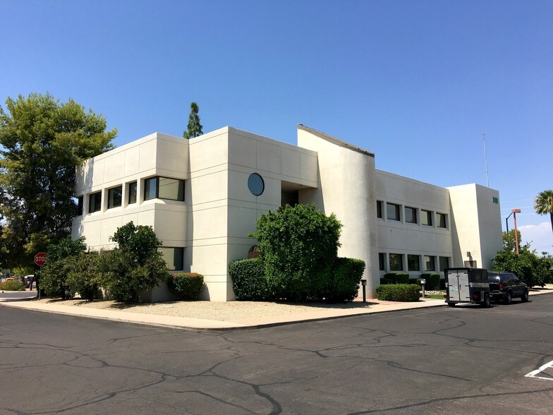 303 N Centennial Way, Mesa, AZ à vendre - Photo principale – Image 1 sur 21