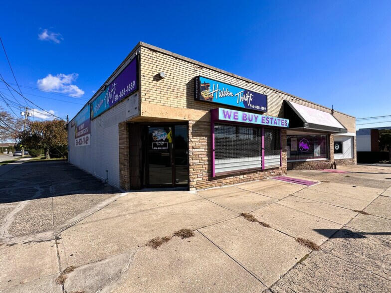 751-753 Merrick Rd, Baldwin, NY à louer - Photo de l’immeuble – Image 2 sur 15