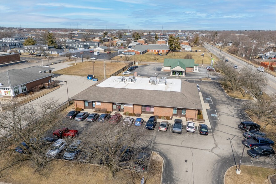 3410 N High School Rd, Indianapolis, IN à louer - Photo de l’immeuble – Image 2 sur 4