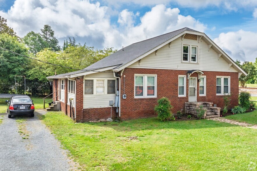 205 Railroad St, Granite Quarry, NC à vendre - Photo principale – Image 1 sur 1