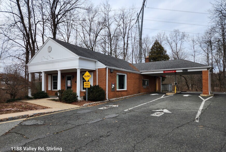 1188 Valley Rd, Stirling, NJ à vendre - Photo principale – Image 1 sur 1
