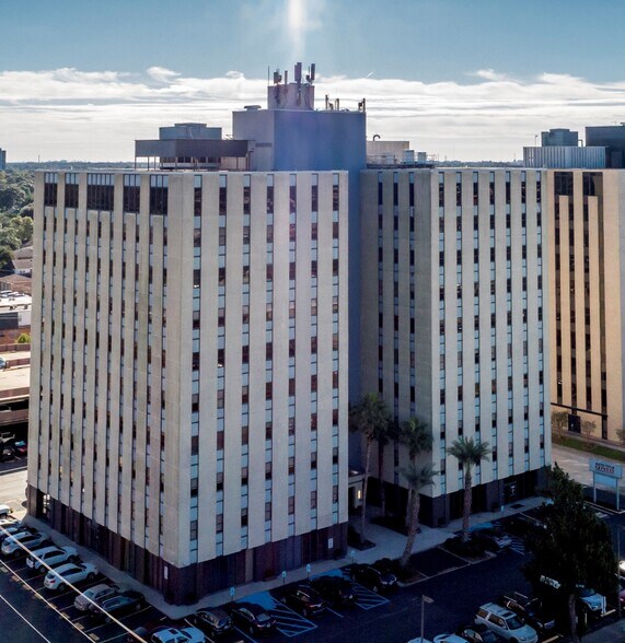 3445 N Causeway Blvd, Metairie, LA à louer - Photo principale – Image 1 sur 7