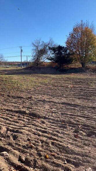 1931 Plainfield Pike, Johnston, RI à louer - Vidéo sur l’annonce professionnelle – Image 3 sur 6