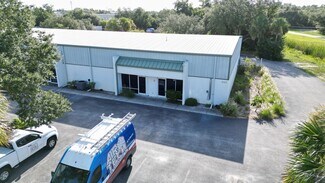 Plus de détails pour 565 Prineville St, Port Charlotte, FL - Industriel/Logistique à louer