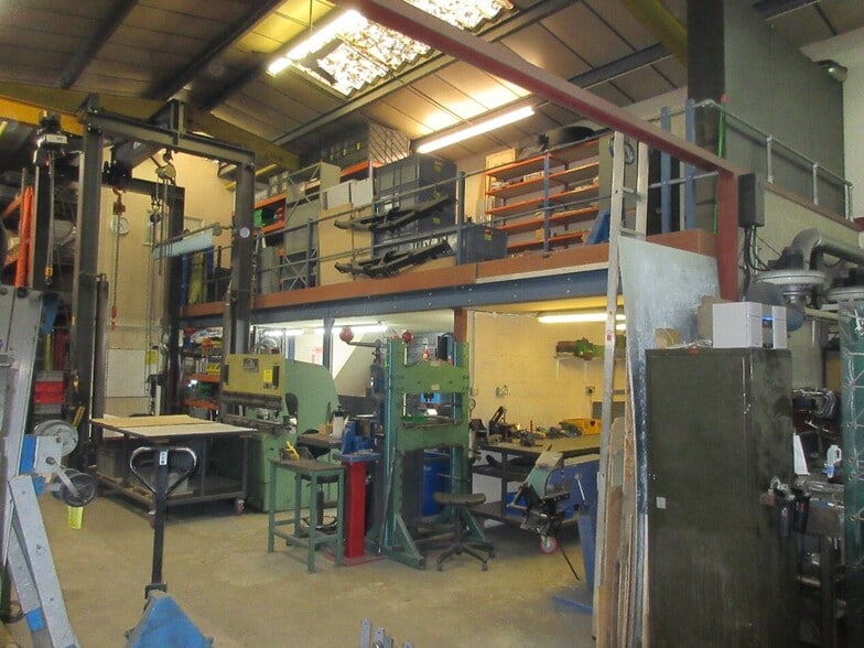 Unit 1 Gillmans Industrial Estate, Natts Ln, Billingshurst à louer - Photo intérieure – Image 3 sur 4