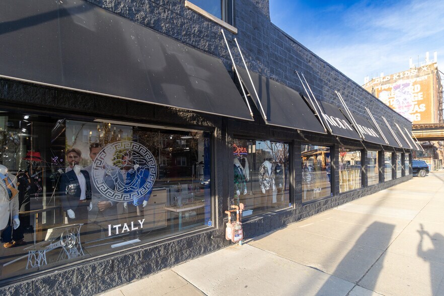 2950 W Fullerton Ave, Chicago, IL à louer - Photo de l’immeuble – Image 3 sur 14