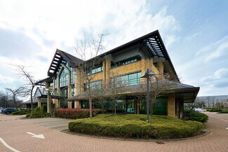 Plus de détails pour Manor Royal, Crawley - Bureau à louer