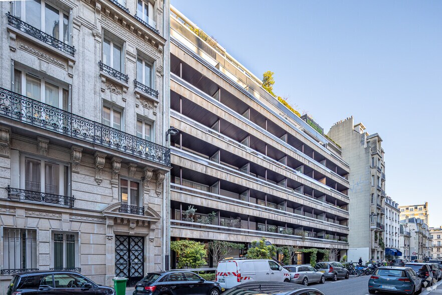 33-35 Rue De Chazelles, Paris à louer - Photo principale – Image 1 sur 3