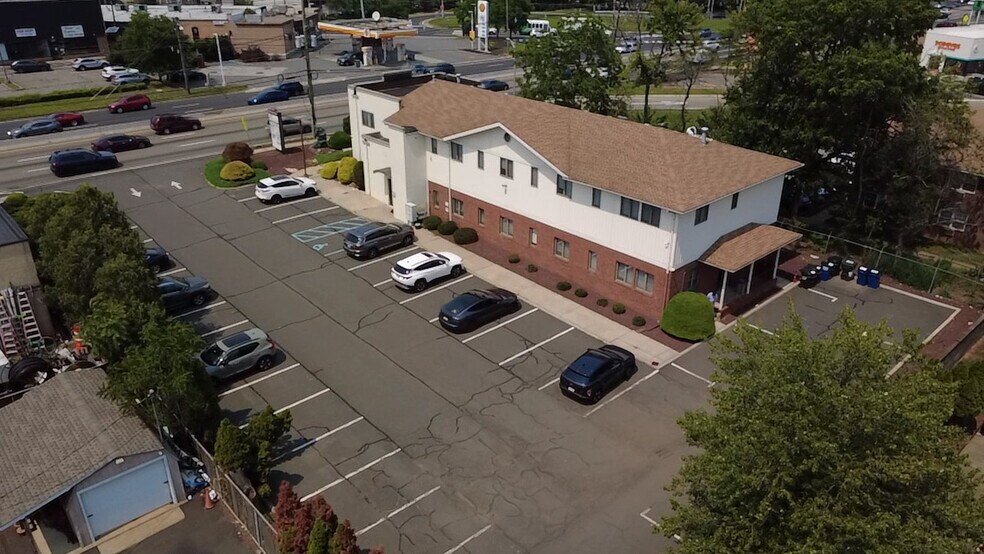 860 US Highway 1, Edison, NJ à vendre - Photo de l’immeuble – Image 3 sur 20