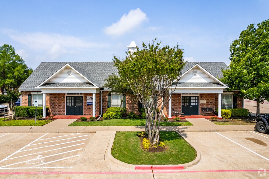 6021 Morriss Rd, Flower Mound, TX à louer - Photo de l’immeuble – Image 2 sur 17