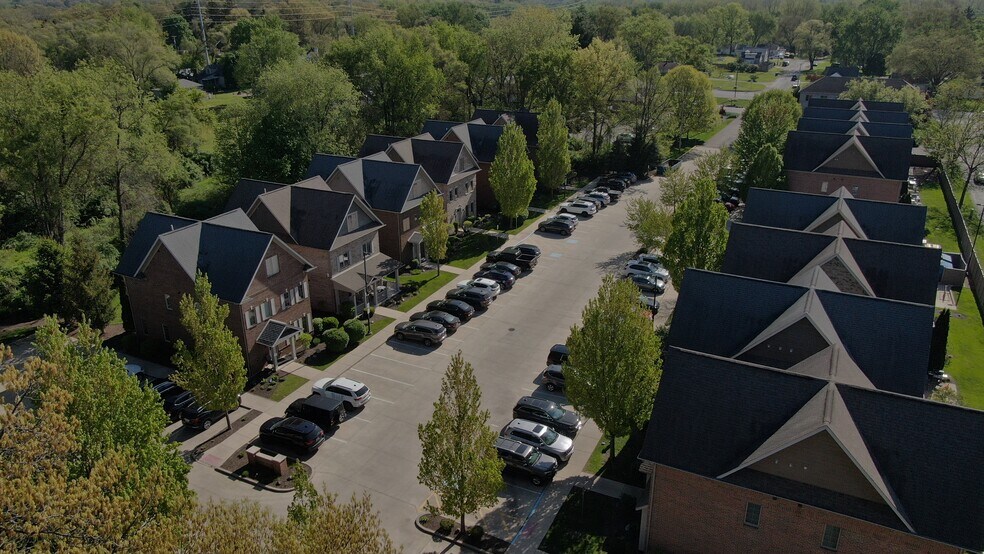 18088-18140 Legacy Village Ct, South Bend, IN à vendre - Photo de l’immeuble – Image 3 sur 34