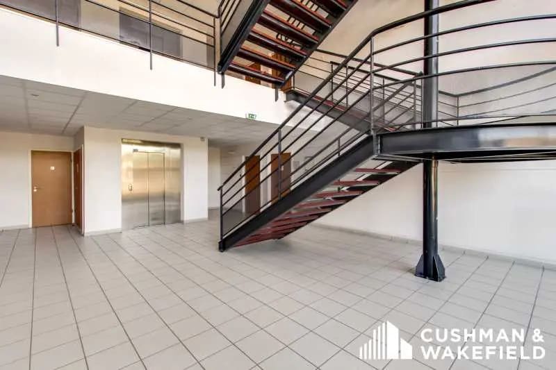 3-21 Rue Marc Donadille, Marseille à louer - Hall d’entrée – Image 3 sur 13