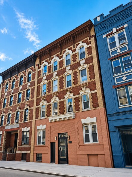 331 Baldwin Ave, Jersey City, NJ à vendre - Photo de l’immeuble – Image 2 sur 27