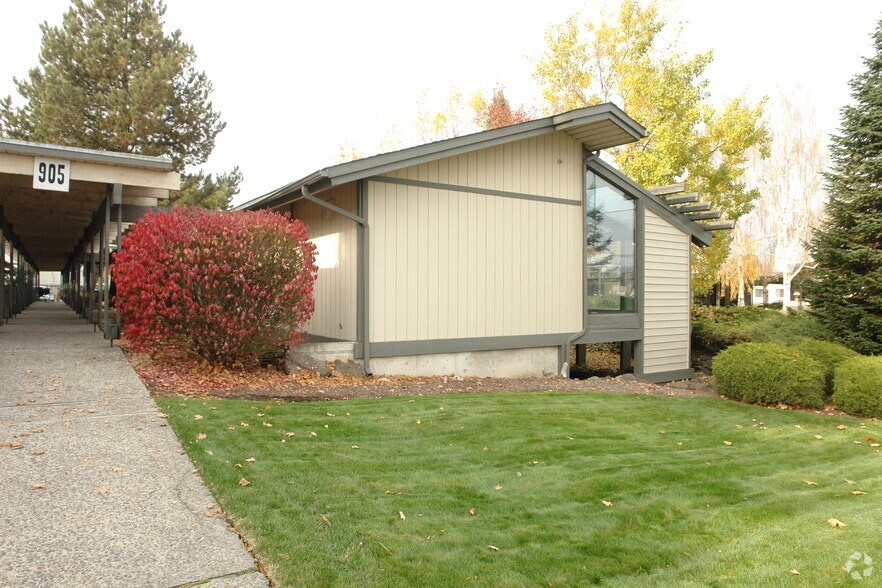 909 N Pines Rd, Spokane Valley, WA à vendre - Photo de l’immeuble – Image 3 sur 10
