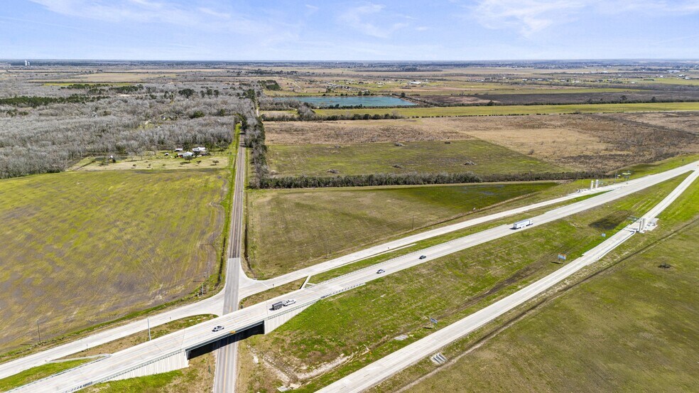 0 FM 686, Dayton, TX à vendre - Photo de l’immeuble – Image 2 sur 11