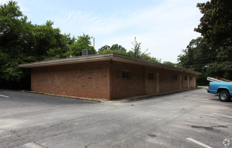 546 S 8TH St, Griffin, GA à louer - Photo de l’immeuble – Image 2 sur 5
