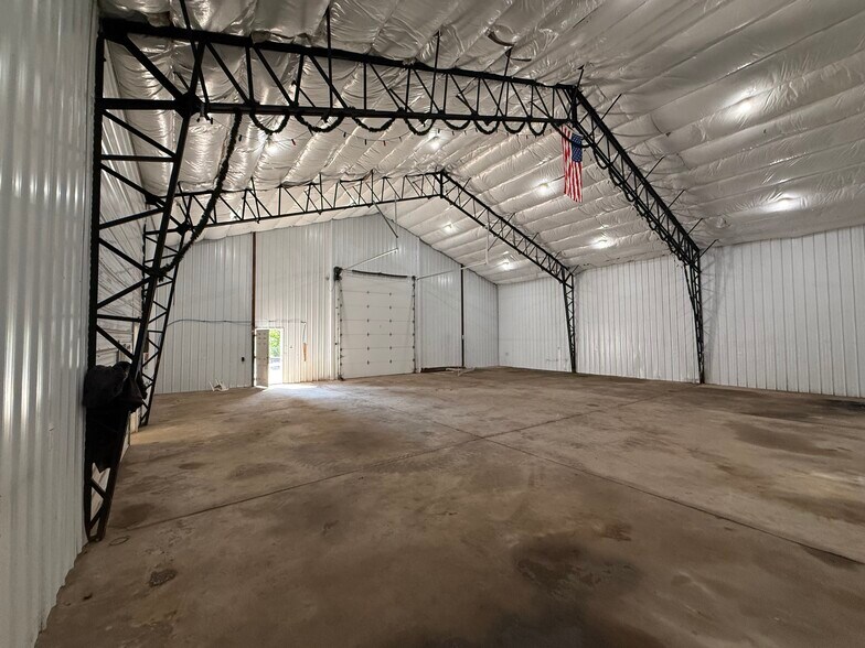 8325-8327 Belding Rd NE, Rockford, MI à louer - Photo de l’immeuble – Image 3 sur 3