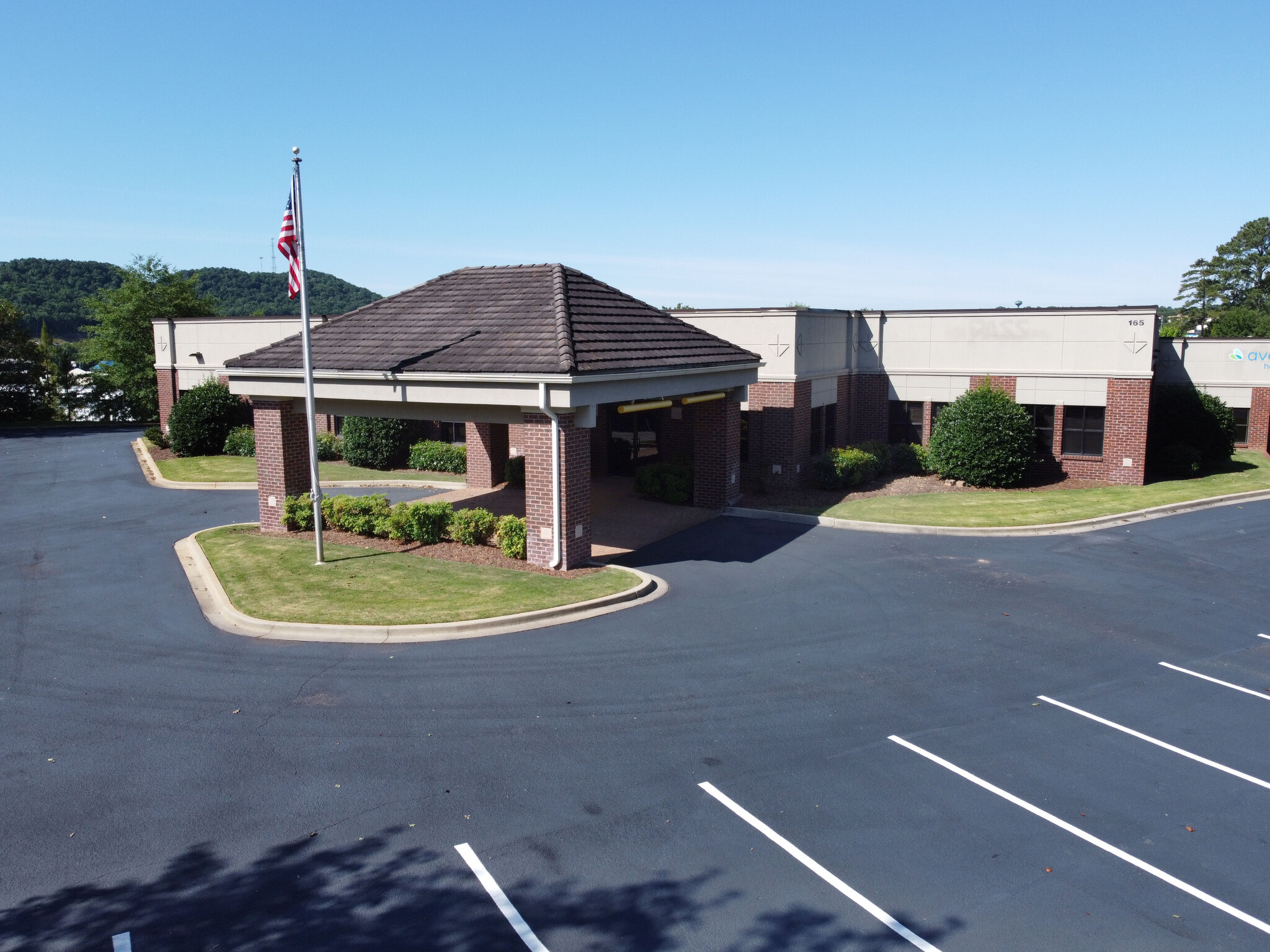 165-181 Cahaba Valley Pky, Pelham, AL à louer Photo de l’immeuble– Image 1 sur 9