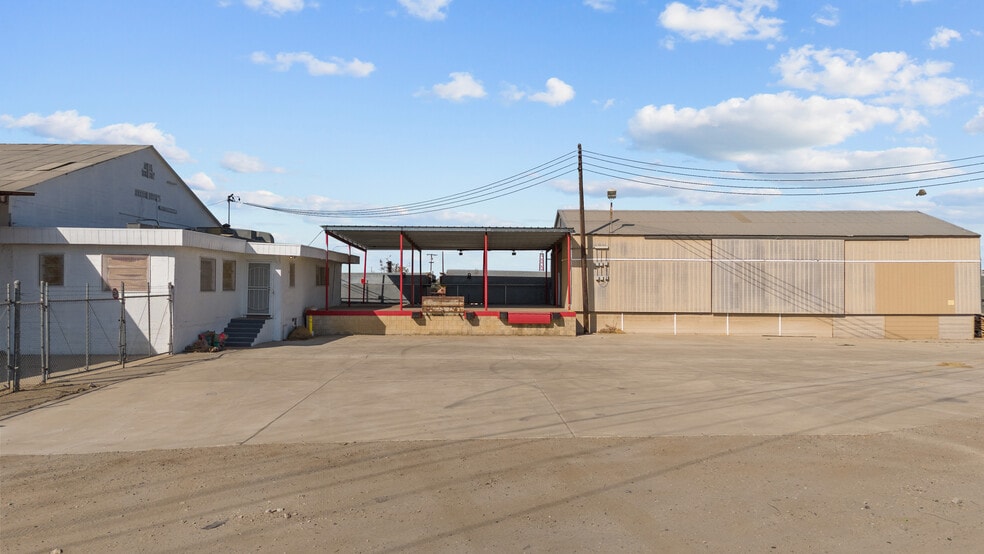 550 Highway 46, Wasco, CA à vendre - Photo de l’immeuble – Image 3 sur 61
