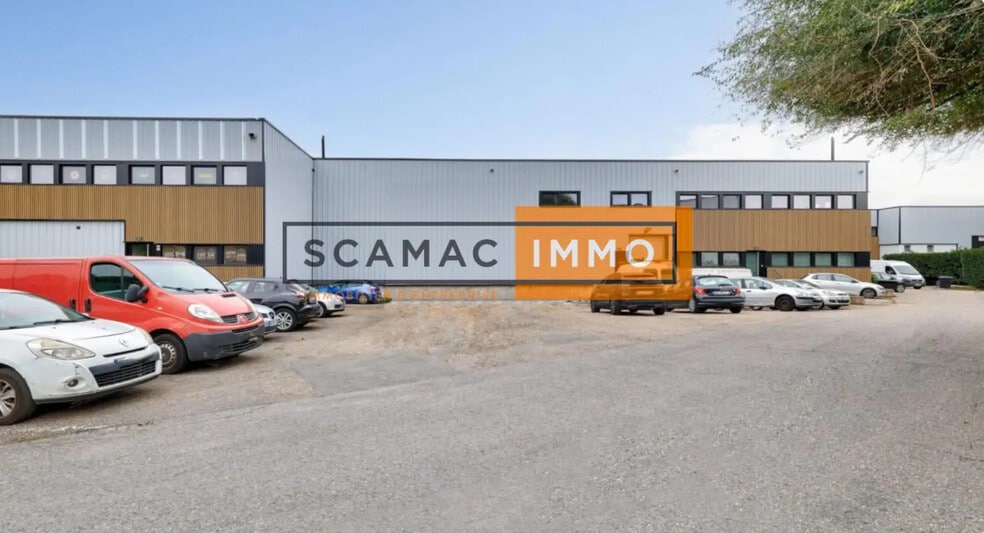 Industriel/Logistique dans Villeneuve-la-Garenne à louer - Photo de l’immeuble – Image 1 sur 5