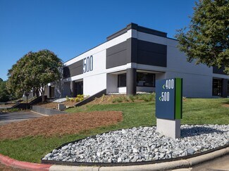 Plus de détails pour 500 Perimeter Park Dr, Morrisville, NC - Local d'activités à louer