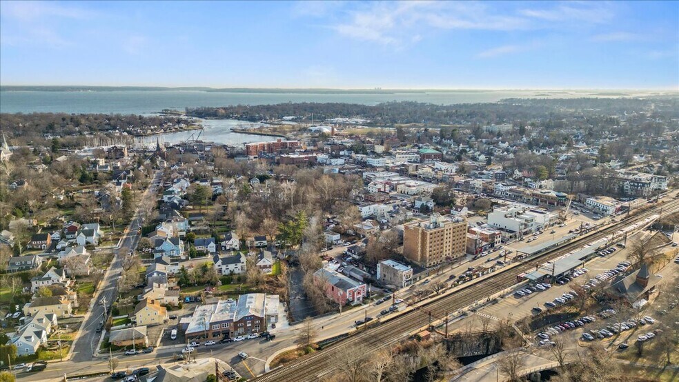 313 Halstead Ave, Mamaroneck, NY à louer - Photo de l’immeuble – Image 2 sur 6