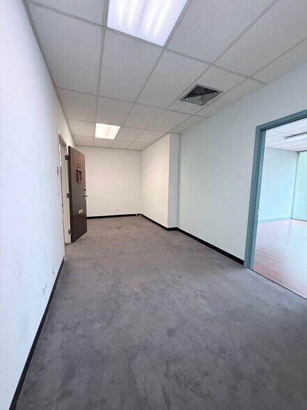 826 Kaheka St, Honolulu, HI à louer - Photo intérieure – Image 3 sur 8