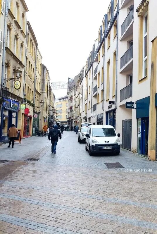 Plus de détails pour Local commercial à louer