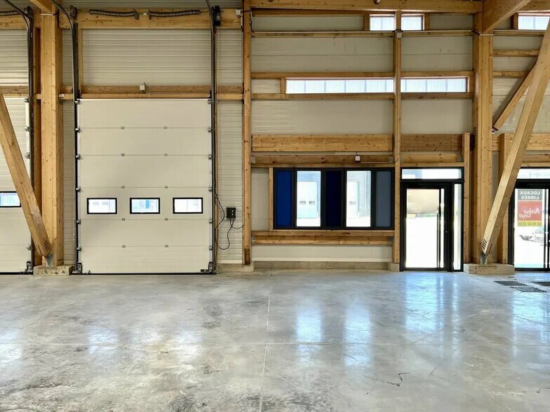 Local d’activités dans Le Havre à louer - Photo intérieure – Image 2 sur 4