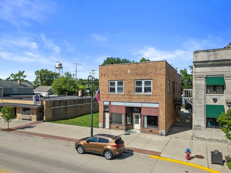 1020 Main St, Union Grove, WI à vendre - Photo de l’immeuble – Image 3 sur 37