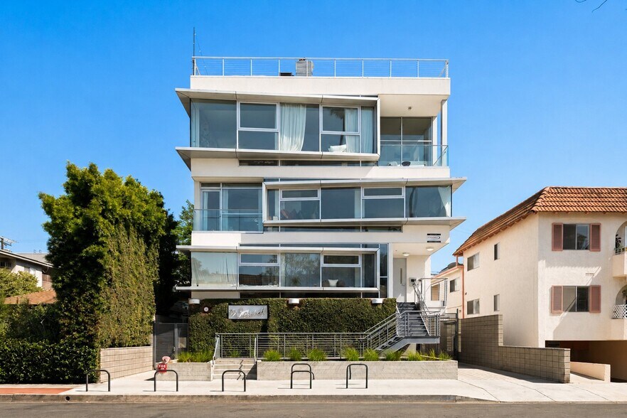 12770 Caswell Ave, Los Angeles, CA à vendre - Photo de l’immeuble – Image 1 sur 47