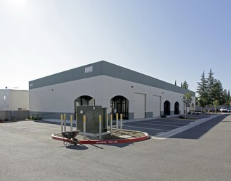Plus de détails pour 5925 Jetton Ln, Loomis, CA - Industriel/Logistique à louer